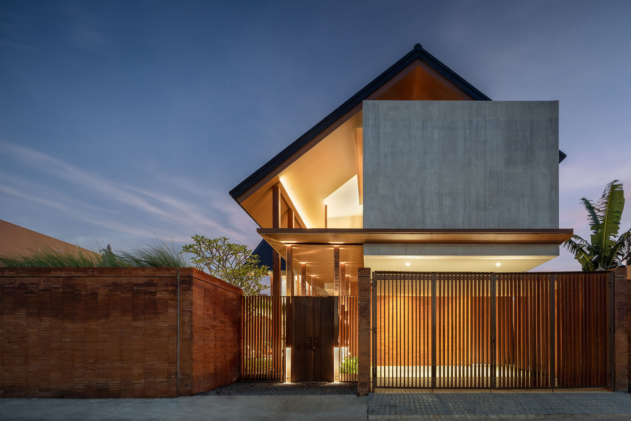 BA House