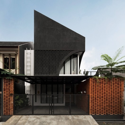 Elora House