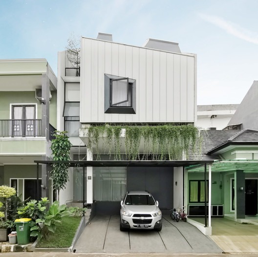 S House
