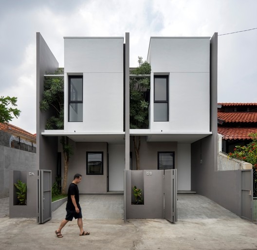 R Micro Housing